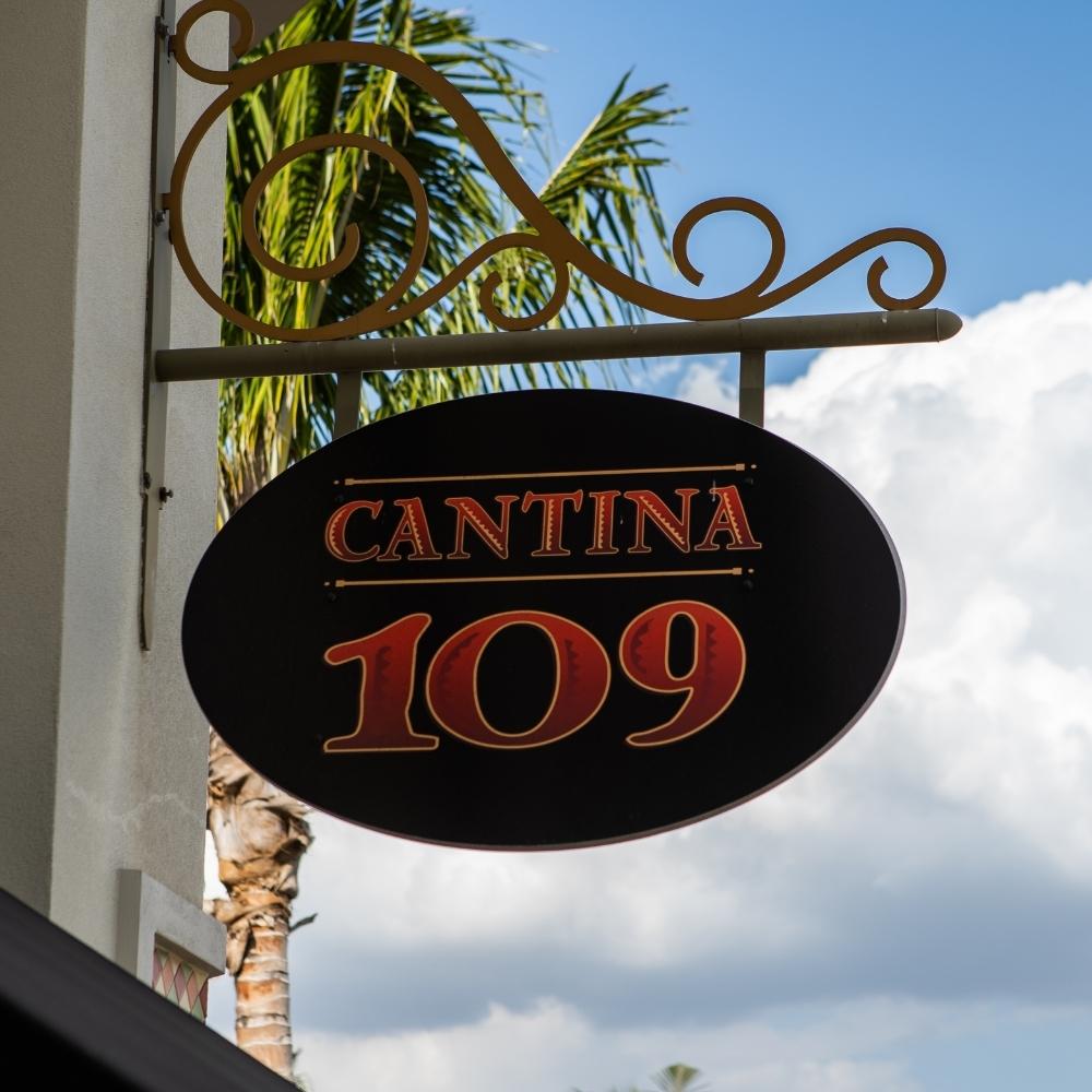 cantina 109 exterior sign image